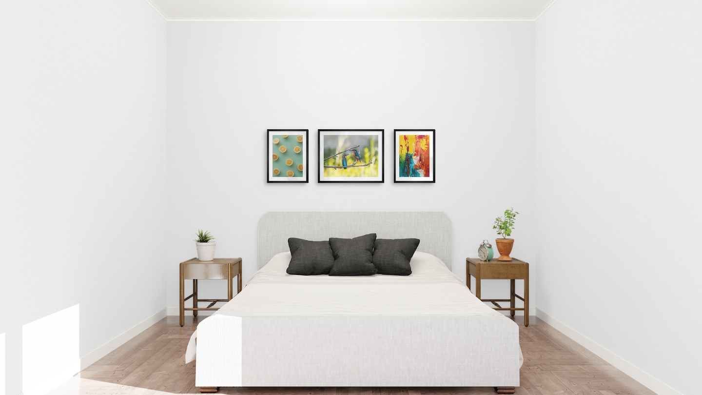 Gallery wall with picture frames in black in sizes 30x40 and 40x50 with prints "Lemons", "Hummingbirds" and "Abstract art 5"