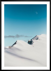 Gallery wall with picture frame in black in size 50x70 with print "Snowy mountain peaks"