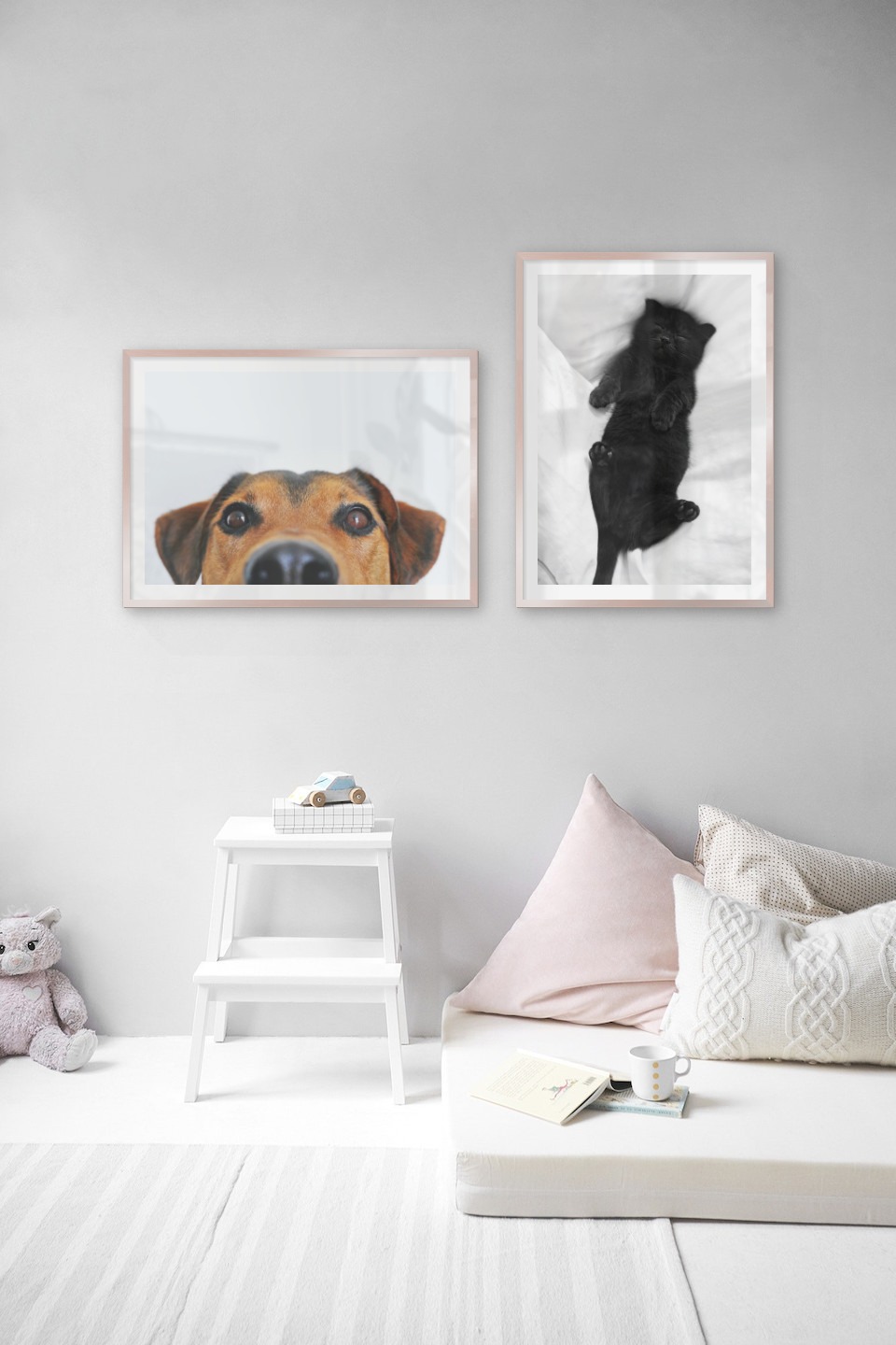 Gallery wall with picture frames in copper in sizes 50x70 with prints "Hundnos" and "Cat in bed"