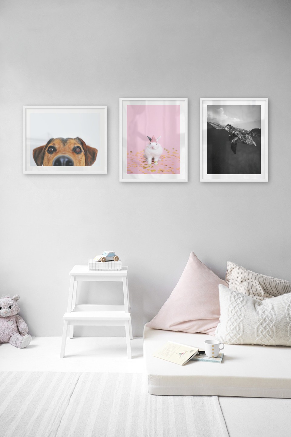 Gallery wall with picture frames in white in sizes 40x50 with prints "Hundnos", "Rabbit with party hat" and "Turtle"