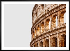 Gallery wall with picture frame in black in size 50x70 with print "Colosseum and Rome"