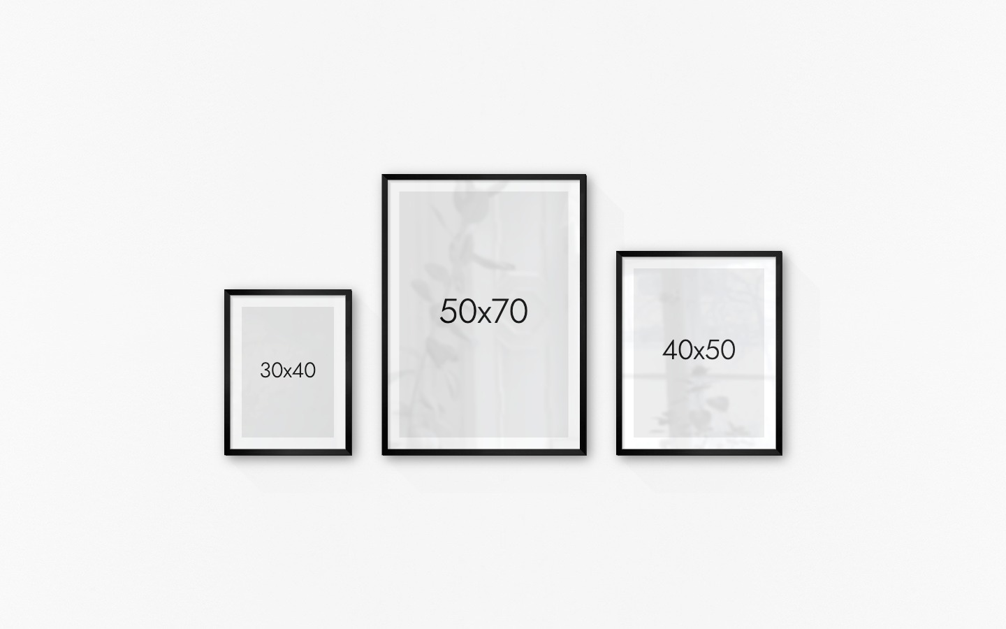 Gallery wall with picture frames in black in sizes 30x40, 50x70 and 40x50